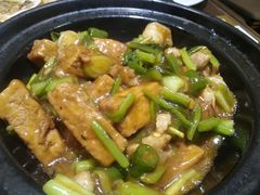 雪菜虾仁豆腐煲-有璟阁港式餐厅(国贸商城店)