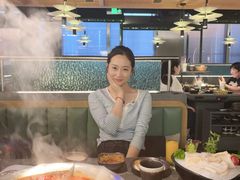 -湊湊火锅·茶憩(杭州湖滨银泰in77店)
