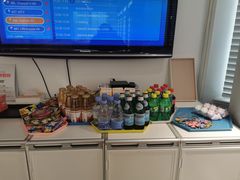 -目艮眼镜SHOWROOM(品牌集合店)