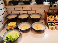 -深圳龙华大浪商业中心亚朵X酒店