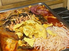 -在巷子里的烤肉店·螺蛳粉烤鱼·牛蛙(和美城店)