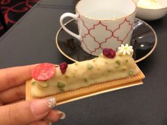 -Salon de The de Joel Robuchon(外滩18号店)