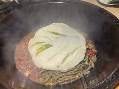 -万里闯关东铁锅炖菜馆(高新旗舰店)