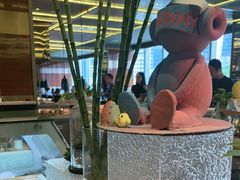 -大中华希尔顿酒店-念自助餐·嗨啤·小龙虾