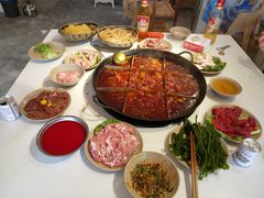 -岗上渣渣老火锅(两路口店)