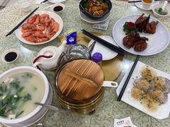 -鹏城人家海鲜酒家·23年老字号(较场尾店)