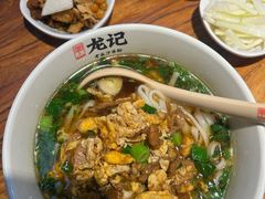 -湘人龙记老长沙米粉(鸟巢店)