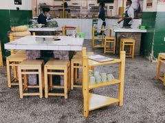 大堂-石灰市老火锅(北滨路店)