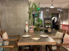 大堂-HIGH FIVE哈福手工汉堡(桂林路店)