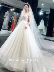 -艾米丽婚纱礼服