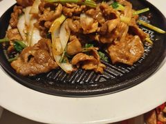 葱爆羊肉-悦融琥珀·京鲁菜·海味珍品(西单店)