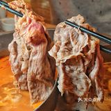 和牛敞吃，一不小心又吃到扶墙出
