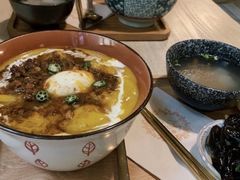 咖喱牛肉窝蛋饭-春风·有糖(崇宁路店)