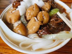 牛腩拼猪肠粉-坚记面店(一德路店)