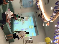 -龙格亲子游泳·水育早教运动中心(绿宝中心)