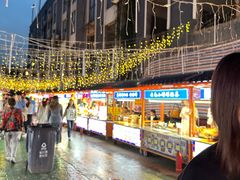 -南湖公园地摊集市