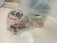 -华莱士·全鸡汉堡(加州步行街店)