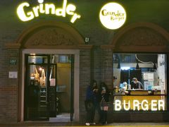 门面-Grinder 绞肉机汉堡(武定路店)
