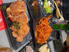 -啊美丽炭火烤肉(滑翔一店)