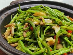 -鸭王烤鸭店(三里河店)