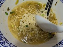 -味一楼兰州拉面(机场一店)