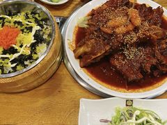 -喇喇排骨火锅·传统韩式脊骨汤(望京西园总店)