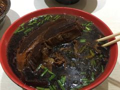 -小龙大肉面馆