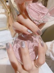 -吉吉靓甲美睫