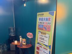 -荒岛实景沉浸密室(江汉路1店)