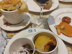 -四海一家自助餐(益田假日广场店)