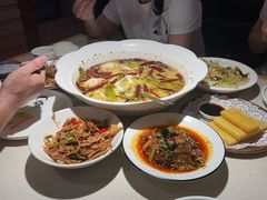 -江渔儿酸菜鱼专门店(明珠广场店)