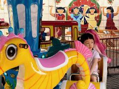 -顺德大良半月城游乐场