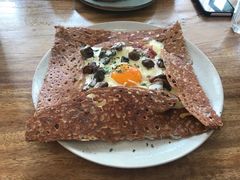 鸡蛋蘑菇熏肉荞麦可丽饼-RAC BAR(安福路店)