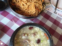 -益百岁牛尾汤(香山路店)