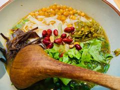 -百春原湖南牛肉粉(百联世纪店)