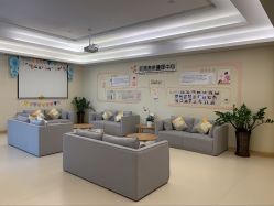 -莉泽月子中心(凯旋江景店)