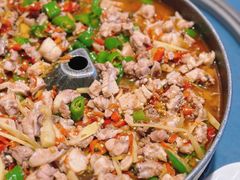 -兔行天下-鸿鹤鲜锅兔(中海国际店)