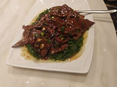 -梅龙镇酒家(南京西路总店)