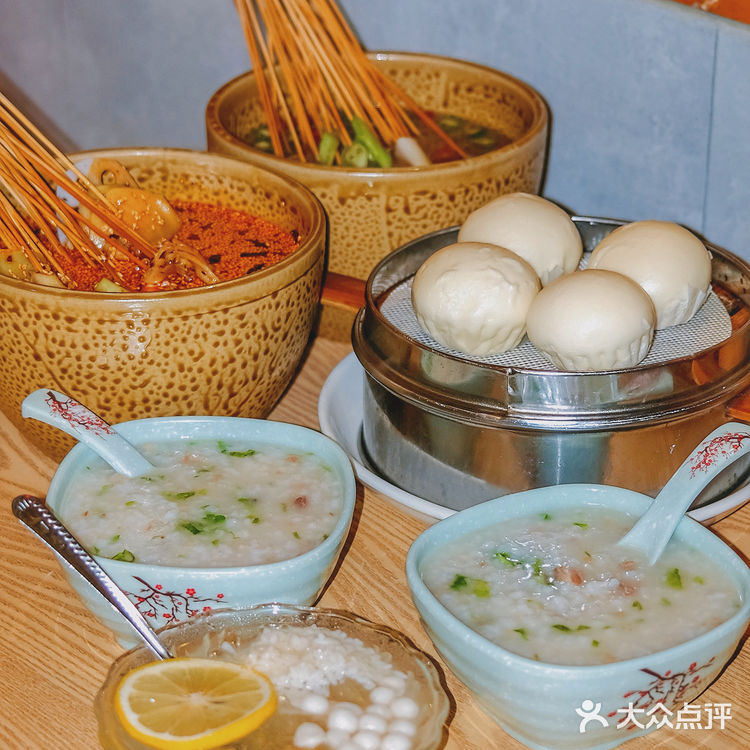 乐山地道老字号钵钵鸡🔥人均30+,本地人都爱