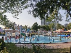 -欢乐水魔方水世界