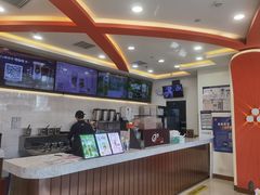 -CoCo都可(北京西站北广场店)