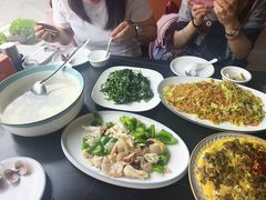 -鑫悦楼煎蟹·16年海鲜大排档
