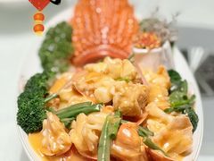姜葱伊面焗澳洲龙虾-银灯食府(丽丰国际中心店)