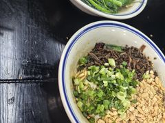 -万三面馆(青龙正街太古里店)