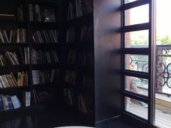 -钟书阁(松江泰晤士小镇店)