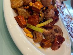 香辣肥肠-添福来墨鱼饺子 · 海鲜东北菜(大连星海·黄浦路店)