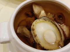 青榄炖鲍鱼汤-雅盛品931海鲜酒家