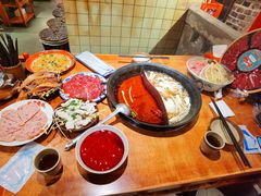 -周小明火锅(黑金冠社区店)