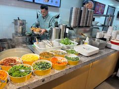 -红鼻子桂林米粉(金唐新光界店)