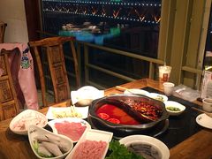 -纸盐河码头火锅(十八梯店)